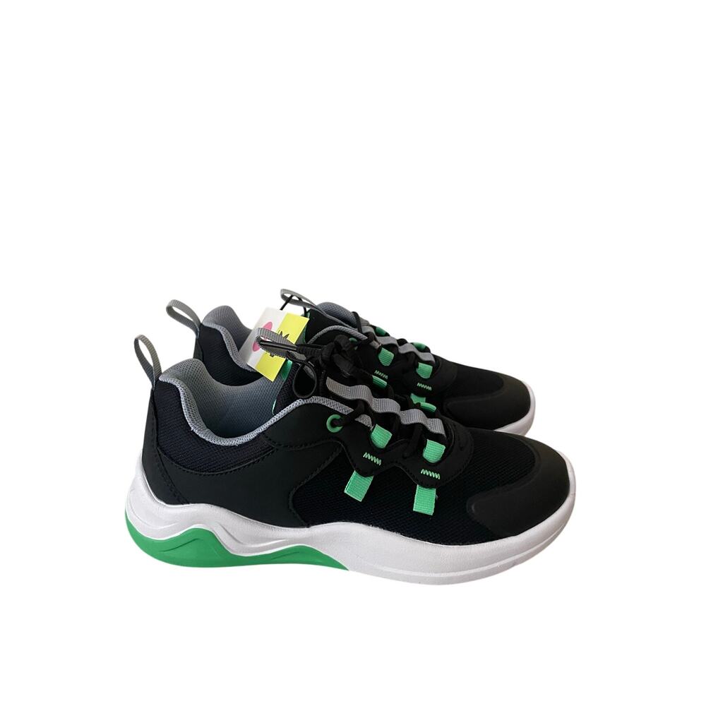 Newt All In Motion Boys Size 4 Black Green Sneakers Shoes